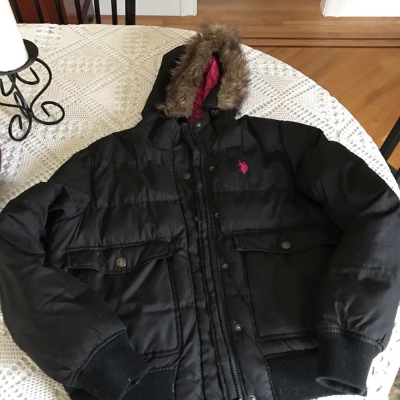 Coats - Picture 5 of 6